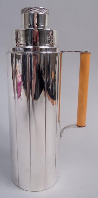  Black Starr Gorham American Art Deco Sterling Silver Cocktail Shaker with Bakelite Handle