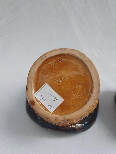  Bordallo Pinhiero Portuguese Palissy majolica box Quality and beautiful piece 