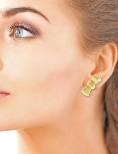  Boucheron Boucheron Gold Bow Earrings