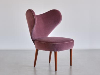 Br ndby ster M bel Exceptional Heart Chair in Purple Mohair Br ndby ster M bel Denmark 1953