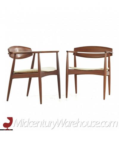  Bramin M bler John Sylvester J rgen Matz for Bramin Mobler Rosewood Arm Chairs Pair