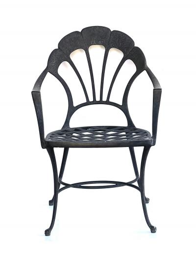  Brown Jordan Furniture Vintage Brown Jordan Aluminum Outdoor Round Table with Four Chairs