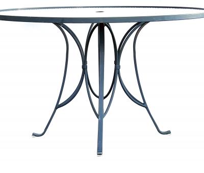  Brown Jordan Furniture Vintage Brown Jordan Aluminum Round Table with Four Arm Chairs