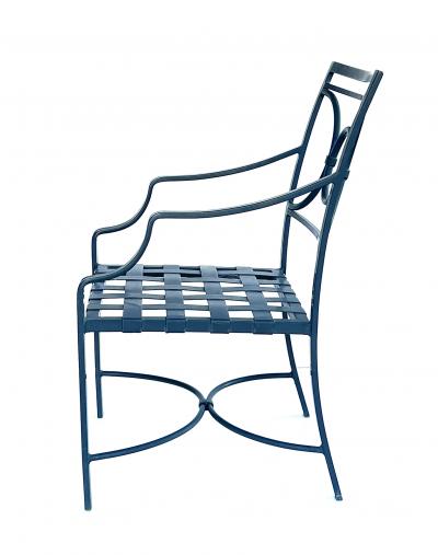  Brown Jordan Furniture Vintage Brown Jordan Aluminum Round Table with Four Arm Chairs