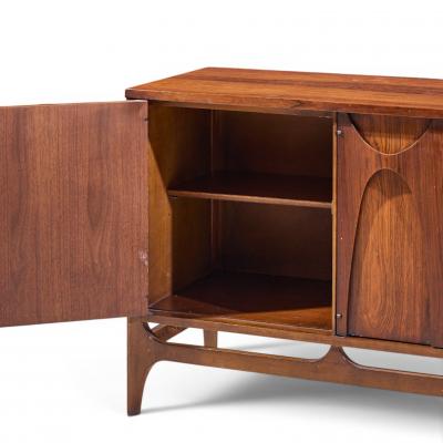  Broyhill Brasilia Broyhill Brasilia Mid Century Rosewood Credenza