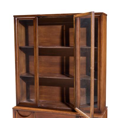  Broyhill Brasilia Broyhill Brasilia Mid Century Walnut China Cabinet