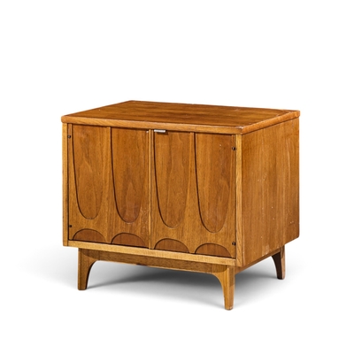  Broyhill Brasilia Broyhill Brasilia Mid Century Walnut Commode Nightstands Pair