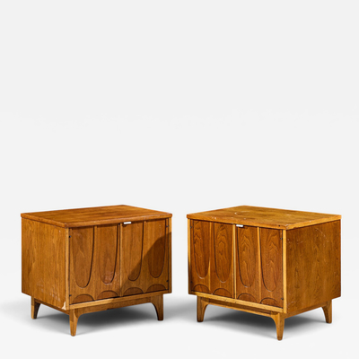  Broyhill Brasilia Broyhill Brasilia Mid Century Walnut Commode Nightstands Pair