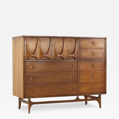  Broyhill Brasilia Broyhill Brasilia Mid Century Walnut Magna Dresser