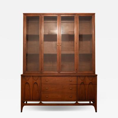  Broyhill Brasilia Broyhill Brasilia Model 6140 62 63 Breakfront Buffet Hutch Walnut China Cabinet