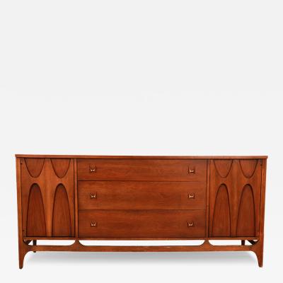  Broyhill Brasilia Mid Century Modern Broyhill Brasilia Credenza Dresser