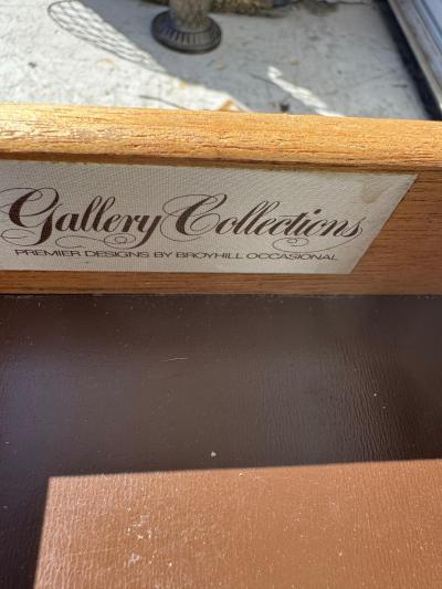  Broyhill Furniture Vintage Broyhill Gallery Collections Mahogany Drop Leaf 2 Drawer Writing Desk