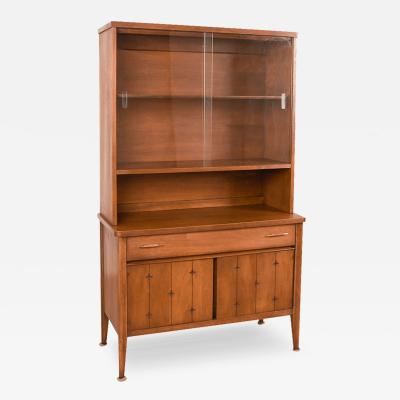  Broyhill Premier Line Mid Century Broyhill Saga Walnut Buffet Credenza Hutch