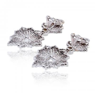  Buccellati Buccellati Chandelier 18K WG Diamond Drop Round Cut And Trilliant Cut Earrings