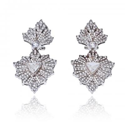  Buccellati Buccellati Chandelier 18K WG Diamond Drop Round Cut And Trilliant Cut Earrings