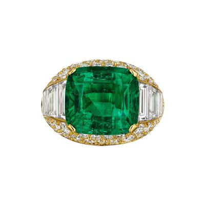  Bvlgari Bulgari Bulgari Trombino Colombian Emerald Ring