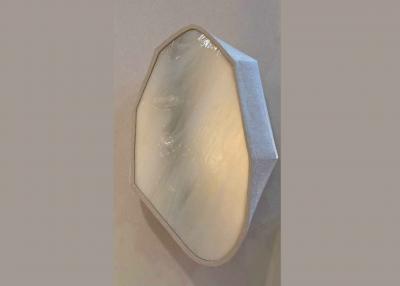  Caroline Scholl G ODE SCONCE