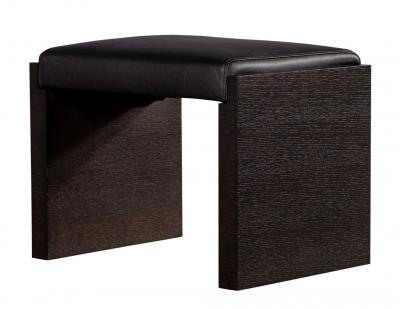  Carrocel Interiors Carrocel Custom Oak Black Leather Tapas Bench