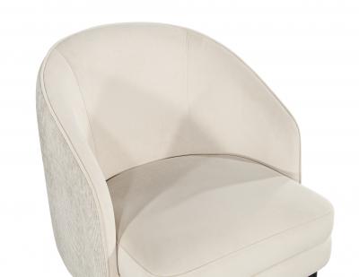  Carrocel Interiors Pair of Modern Lounge Chairs Casas by Carrocel