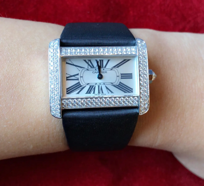  Cartier Cartier 18 Karat White Gold Mini Tank Divan Watch Diamond Paved Case