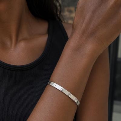  Cartier Cartier Classic Love Bracelet size 16