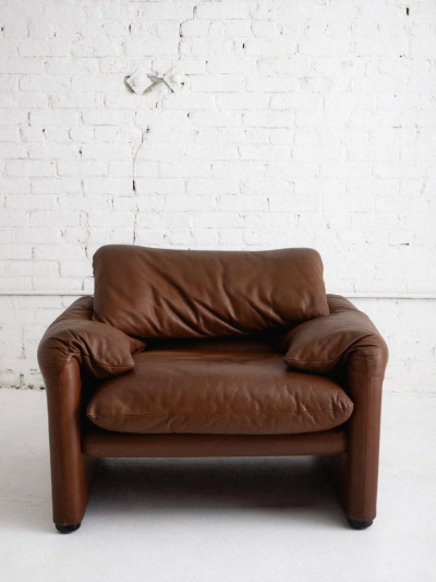  Cassina Maralunga Lounge Chair by Vico Magistretti for Cassina