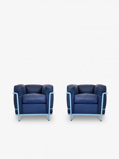  Cassina PAIR OF IMAESTRI LE CORBUSIER 2 ARMCHAIR IN BLUE LEATHER