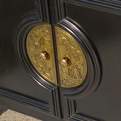  Century Furniture Pair of Century Furniture Chin Hua Nightstands
