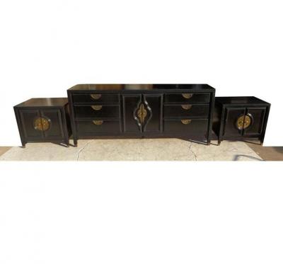  Century Furniture Pair of Century Furniture Chin Hua Nightstands