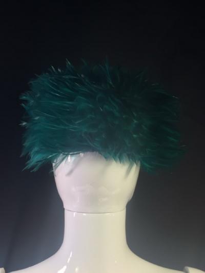 Chanel CHANEL EMERALD FEATHER HAT WITH SIGNATURE BLACK SEQUIN ROSE