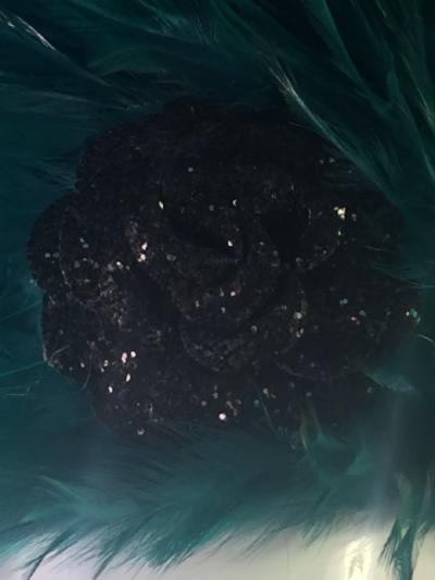  Chanel CHANEL EMERALD FEATHER HAT WITH SIGNATURE BLACK SEQUIN ROSE