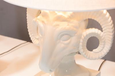  Chapman Mfg Co Chapman White Ceramic Ram Head Lamps