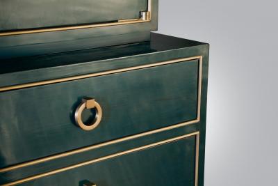  Chapter Verse Green Chest on Stand