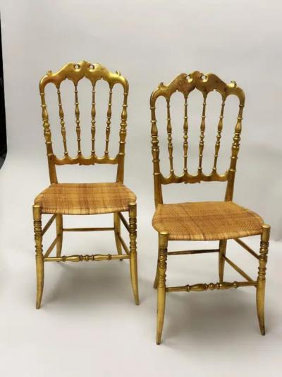  Chiavari Set of 8 Italian Modern Neoclassical Dining Chairs in Carved Gilt Wood Rattan