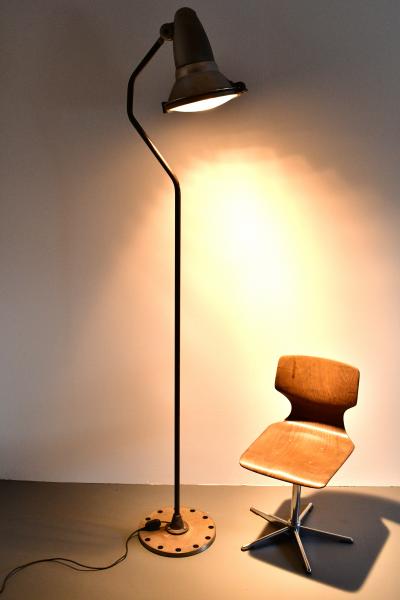 Chimera Watts G E floor lamp