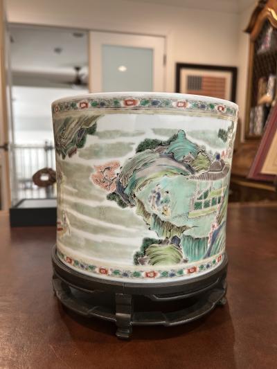  Chinese Porcelain Chinese Family Verte Porcelain Brushpot Qing Dynasty 