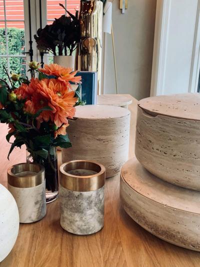  Collection Particuli re SMALL CAIRN CONTAINER IN ROMAN TRAVERTINE