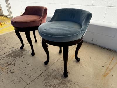  Cox Manufacturing Queen Anne Style Swivel Vanity Stool By Cox Manufacturing 2 available 