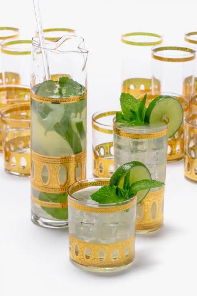  Culver Ltd Vintage Mid Century 22 Karat Gold Highball Cocktail Glasses Set of 8 circa 1965