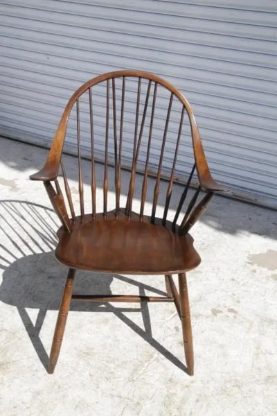 D R Dimes Vintage Hale of Vermont Windsor Spindle Back Dining Chair