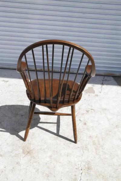  D R Dimes Vintage Hale of Vermont Windsor Spindle Back Dining Chair