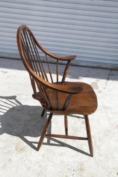  D R Dimes Vintage Hale of Vermont Windsor Spindle Back Dining Chair