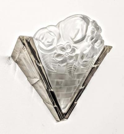  Degu Pair of French Art Deco Flower Wall Sconces Signed by Degue