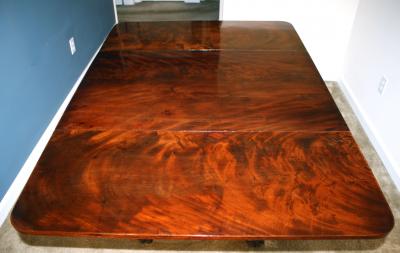  Deming Bulkley American Classical Drop Leaf Pedestal Table