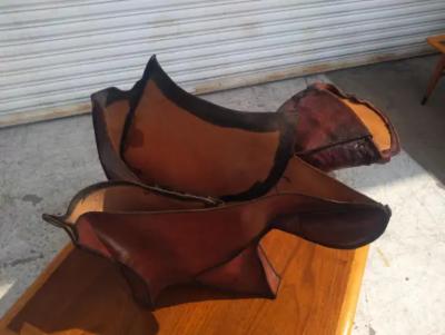  Deru Deru Style Abstract Leather Sculpture