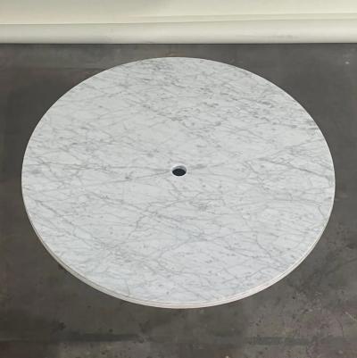  Design Fr res Pair of Minimalist Veined Marble Indoor Outdoor Coffee Tables