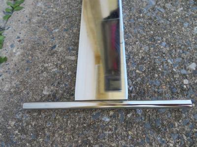  Design Institute America Fantastic DIA Chrome Glass Cigarette Side Table Mid Century Modern