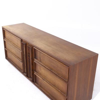  Dillingham Dillingham Mid Century Pecky Cypress Lowboy Dresser