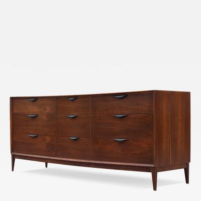  Dillingham Manufacturing Company Large Mid Century Modern Walnut Triple 9 Drawer Dresser Dillingham