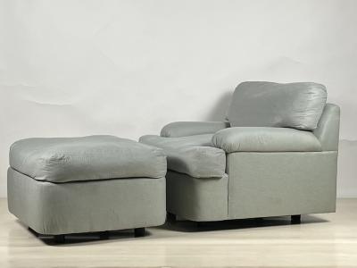  Directional Comfortable Lounge Chair and Ottoman by Milo Baughman for Directional